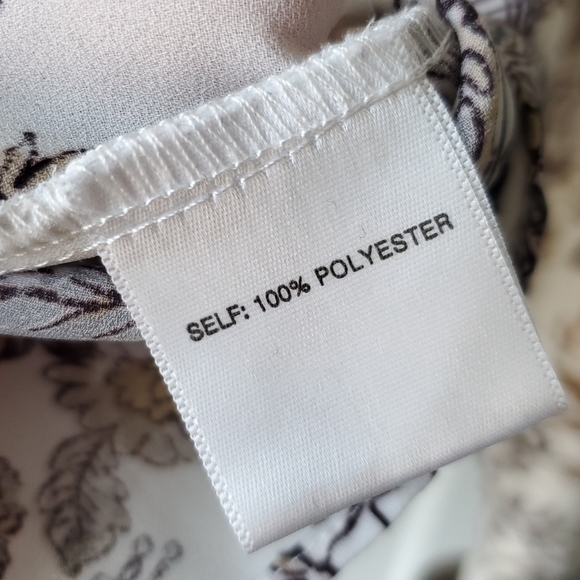 Rose + Olive Women's Blouse Long Sleeve Floral Cream Lightweight Size Medium - Picture 10 of 14